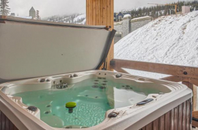 Stonegate Resort Unit B204